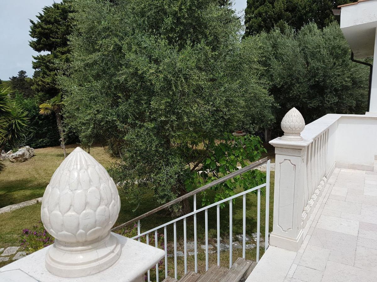 Relais Villa Lama Boutique Hotel Taranto Exteriör bild